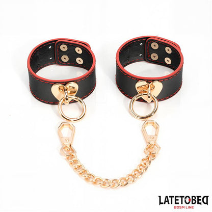 LATETOBED BDSM LINE Esposas para Tobillos con Cadena Dorada